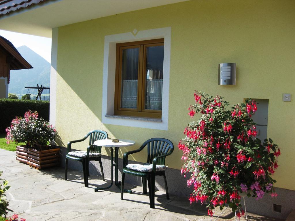 Privatzimmer Eva Leitgeb Bed & Breakfast Faistenau Exterior photo